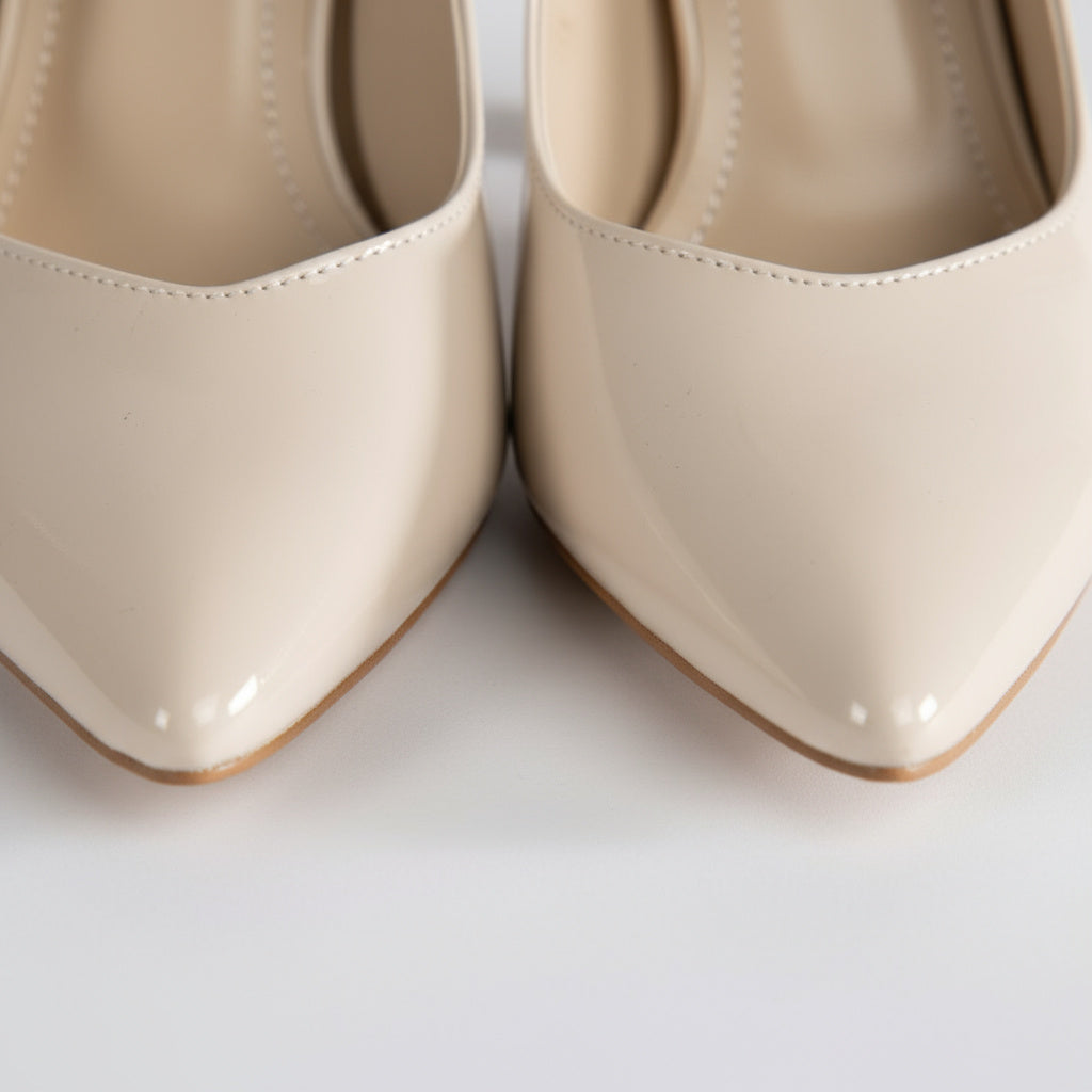 BRIELFY Timeless Elegance – Bej Rugan Düz Lastik Slingback Topuklu Ayakkabı – 9 cm