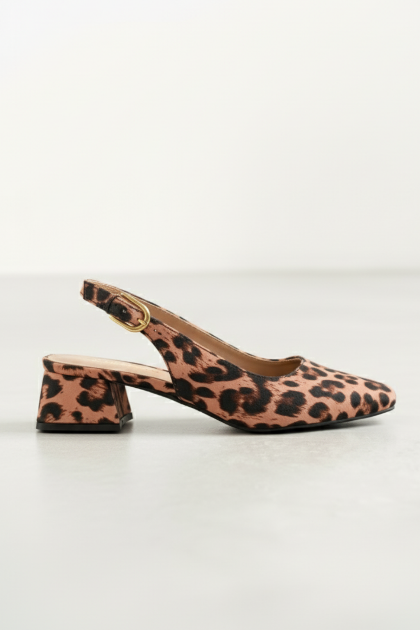 BRIELFY Safari – Leopar Desenli 5 cm Topuklu Tokalı Slingback Ayakkabı
