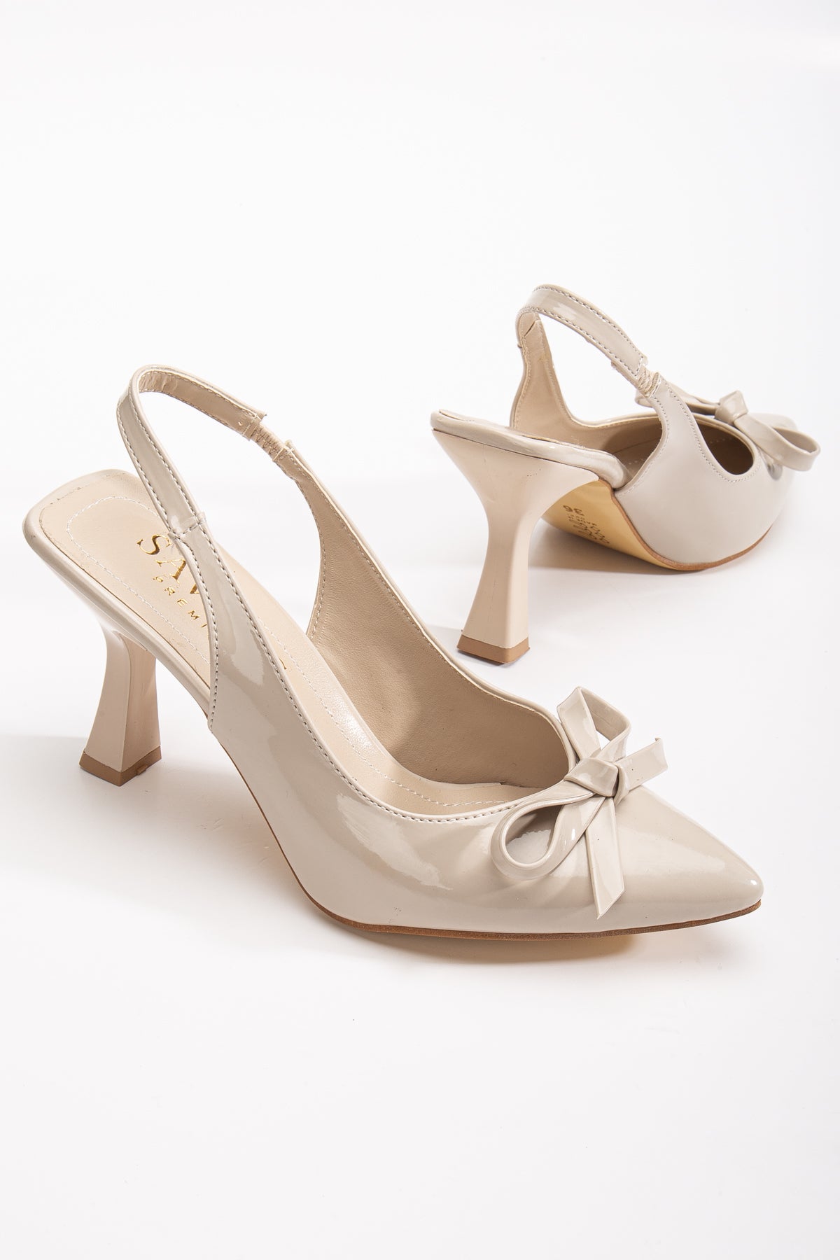 Brielfy Bej Rugan İnce Fiyonklu 9 cm Kadeh Topuk Slingback Stiletto – Ayarlanabilir Bantlı, Neolit Taban