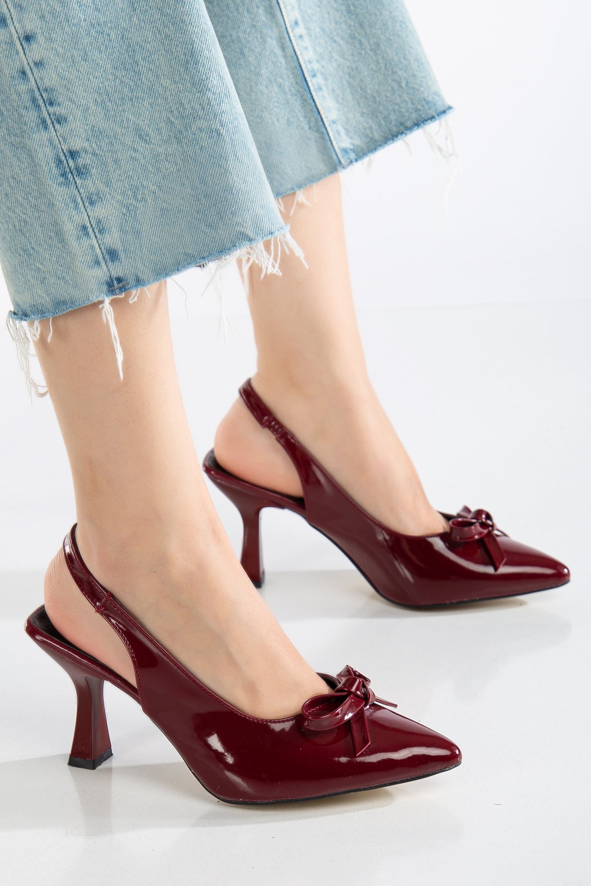 BRIELFY Flag Koleksiyonu İnce Fiyonklu Bordo Rugan 9 cm Kadeh Topuk Slingback