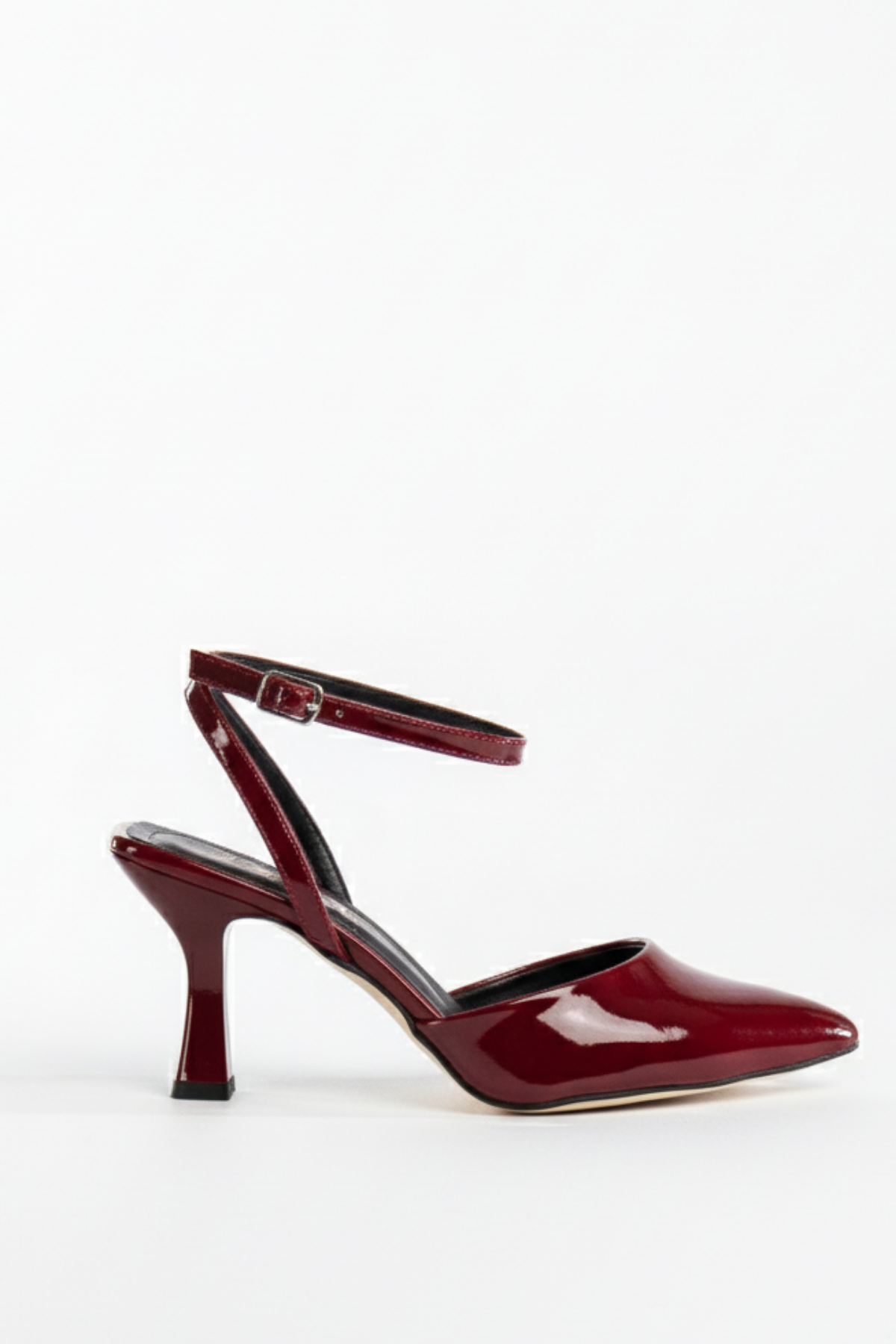 BRIELFY Ankle-Strap – Bordo Bilekten Bağlamalı Topuklu Ayakkabı (9 cm)