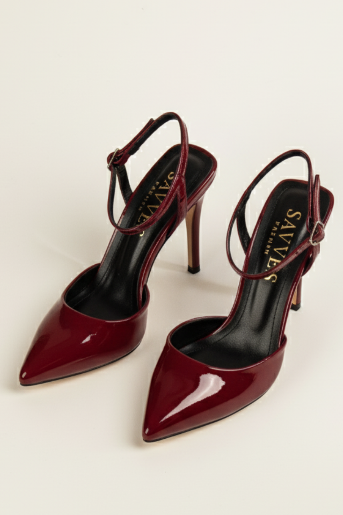 BRIELFY Ankle-Strap – Bordo Bilekten Bağlamalı Topuklu Ayakkabı (9 cm)