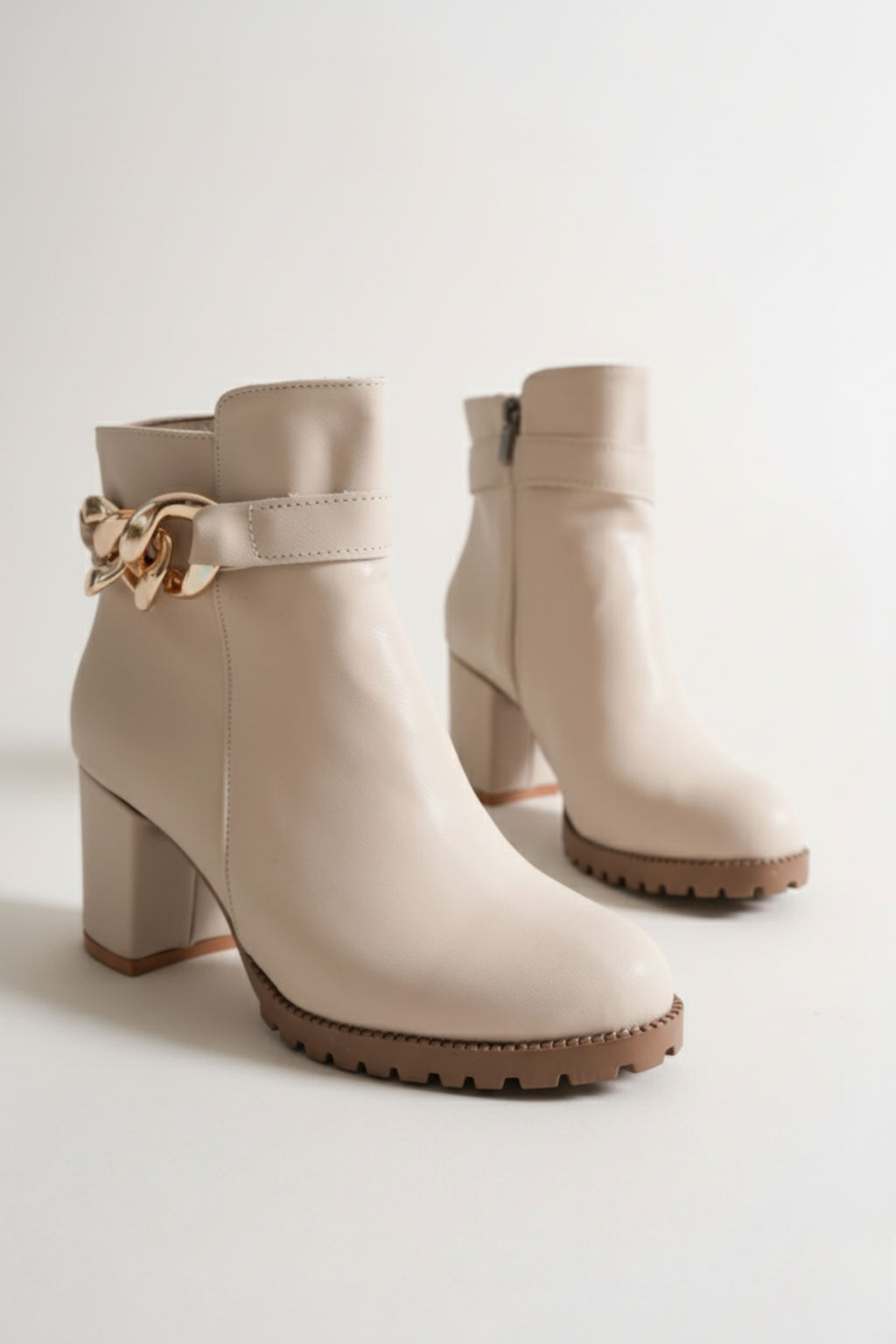 Brielfy Burma Tokalı Bej Topuklu Kadın Bot | Lüks, Zarif ve Modern