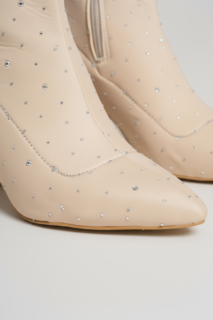 Brielfy Lumière Taş Detaylı Streç Topuklu Bot Bej