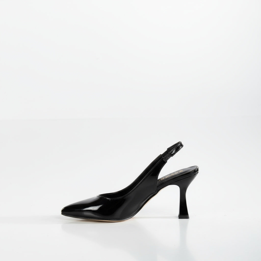 BRIELFY Timeless Elegance – Siyah Rugan Düz Lastik Slingback Topuklu Ayakkabı – 9 cm