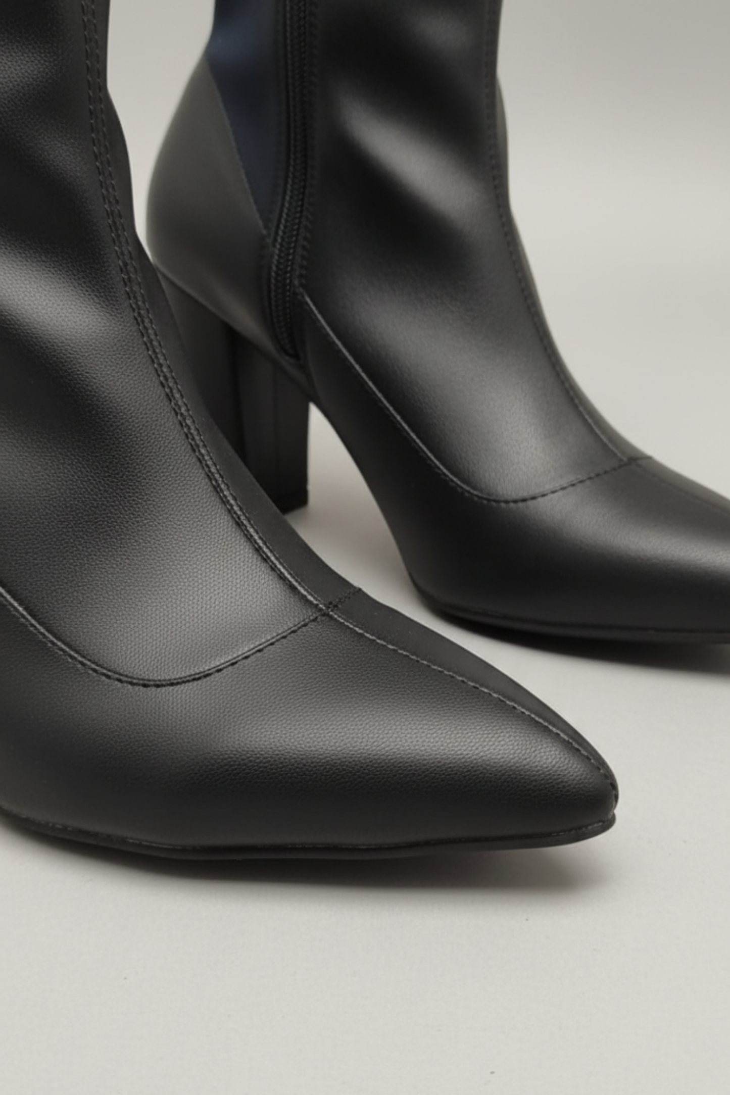Brielfy Streç Siyah 9cm Topuklu Kadın Bot | Sofistike Form, Kusursuz Duruş